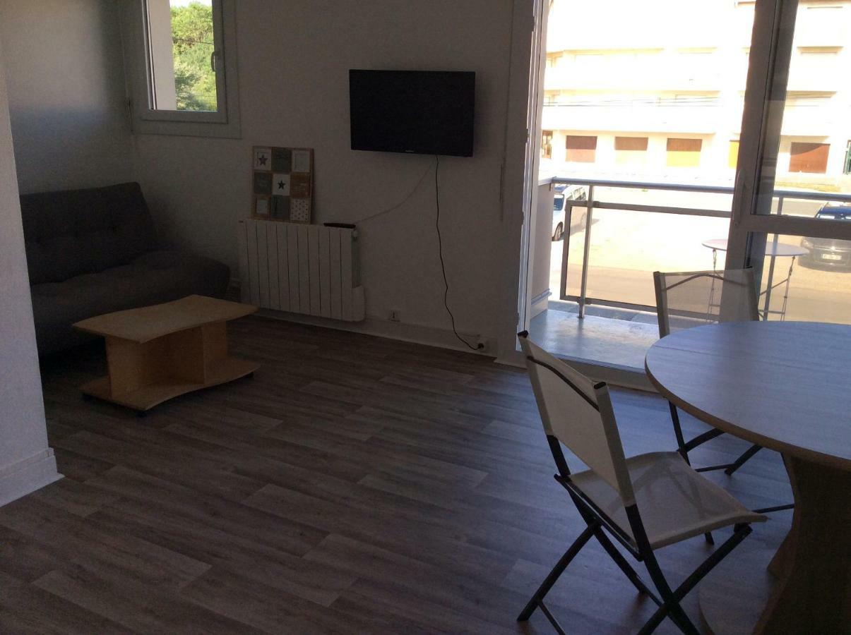 Stella Appart 2 Chambres A 100 Ml De La Plage Wifi Fibre Luaran gambar